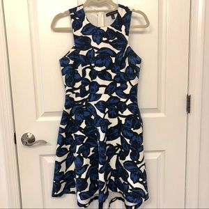 BR Floral Print Dress 8P